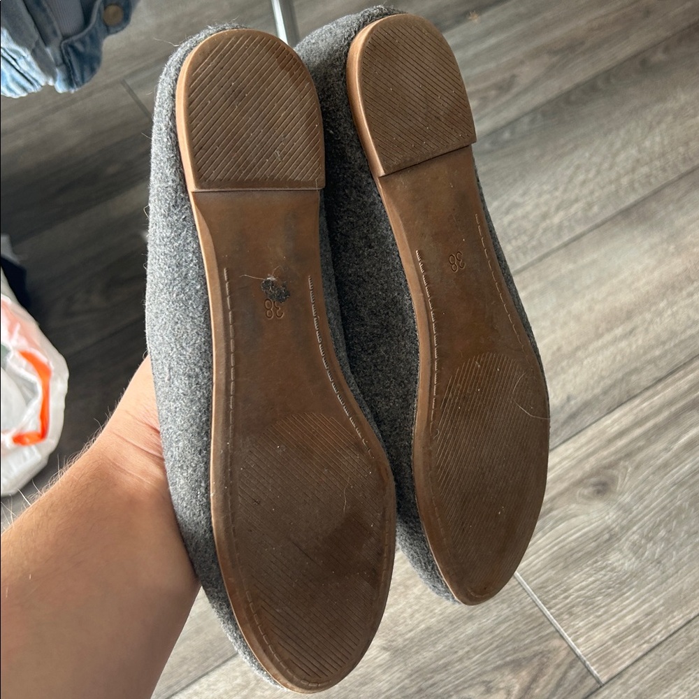 H&M Women's Gray Flats - Picture 4 of 4